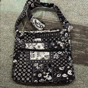Black & White Paisley Crossbody Bag - Quilted Fabric